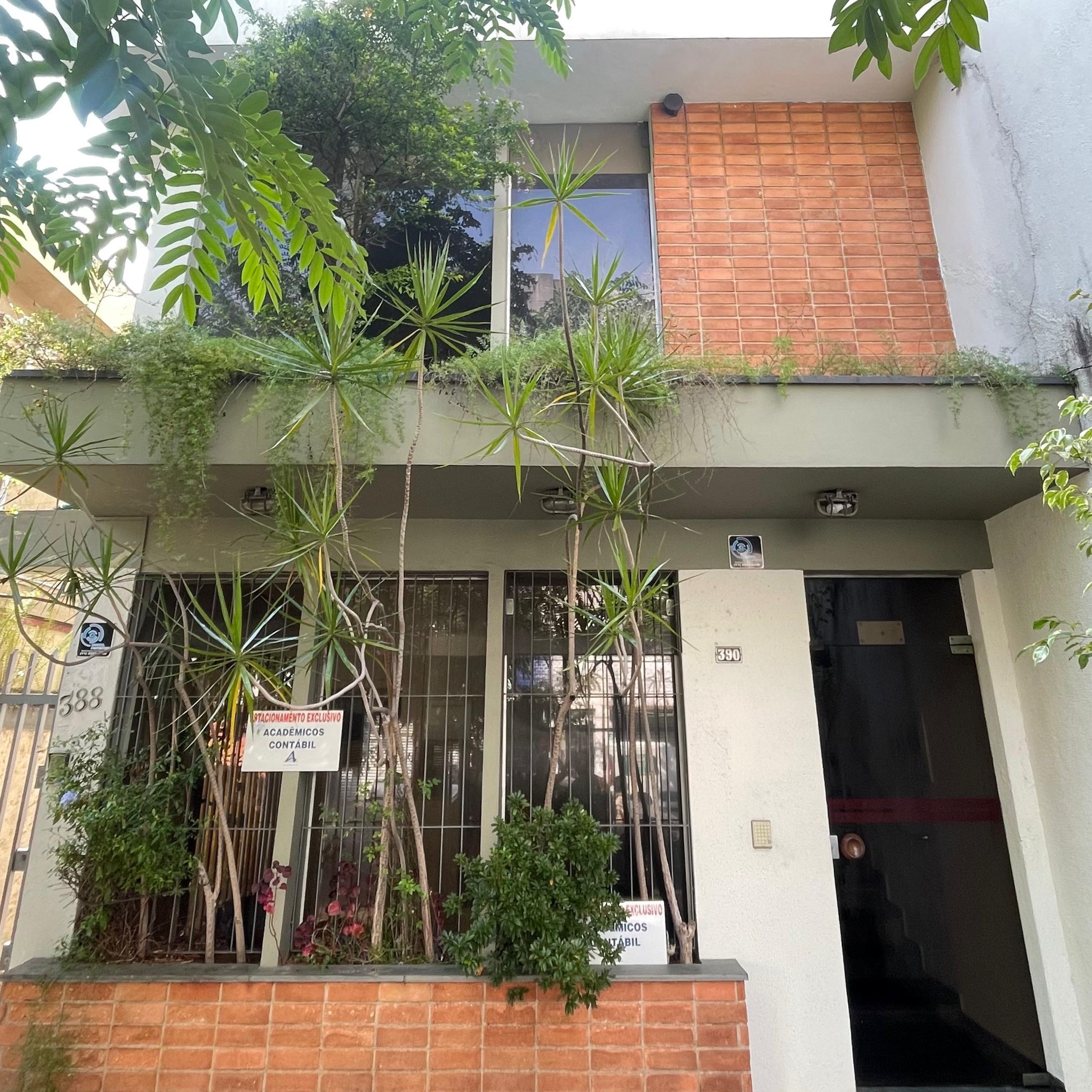 Fachada da sede do Escritório Acadêmicos Contábil